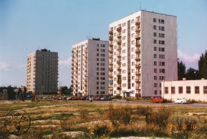 Bloki mieszkalne pracowników Elektrowni Jaworzno III na Oś. Stałym.